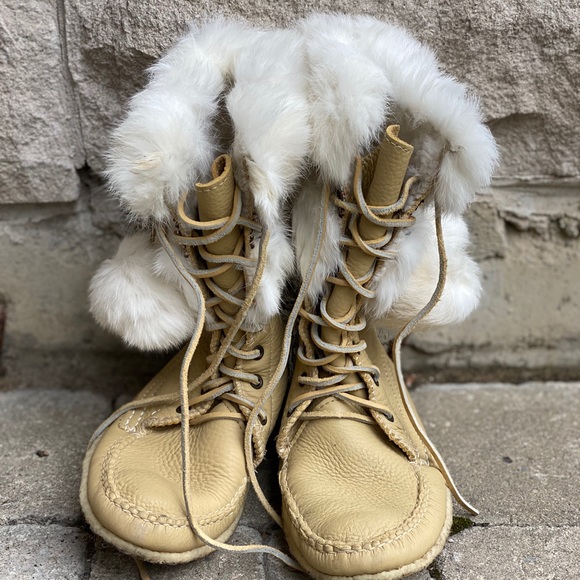 Authentic Moccasin Boots - Picture 2 of 4